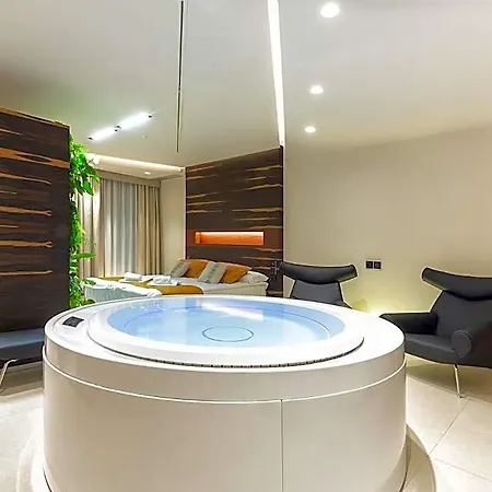 Costa Rica 3* ビビオーネ